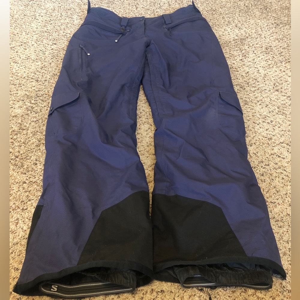 Salomon ski pants ready for the slopes